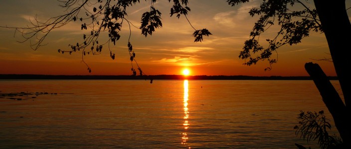 sunset-on-the-mississippi-1366869